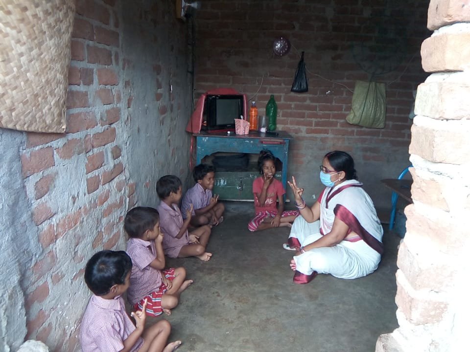 Swapnasundaree | घर- घर जाकर पोषण के प्रति कर रही जागरूक