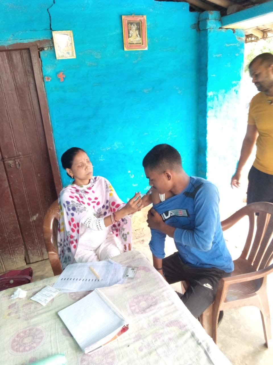 Swapnasundaree | जिले में तेज हुई घर-घर दस्तक वैक्सीनेशन अभियान, टीका से...